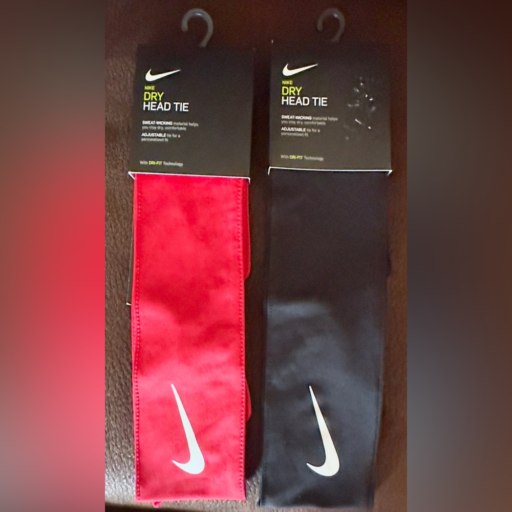 NIKE Dry Head Ties, Red and Black